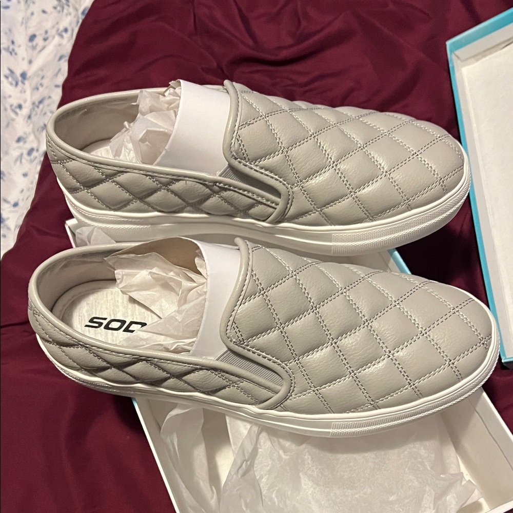 Soda White Sneakers